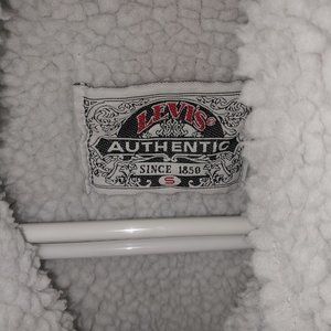 LEVI'S AUTHENTIC BOMBER DENIM JACKET